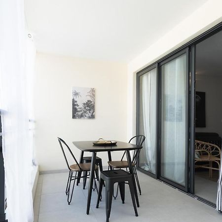 M Safirina Apartment Saint-Paul Luaran gambar