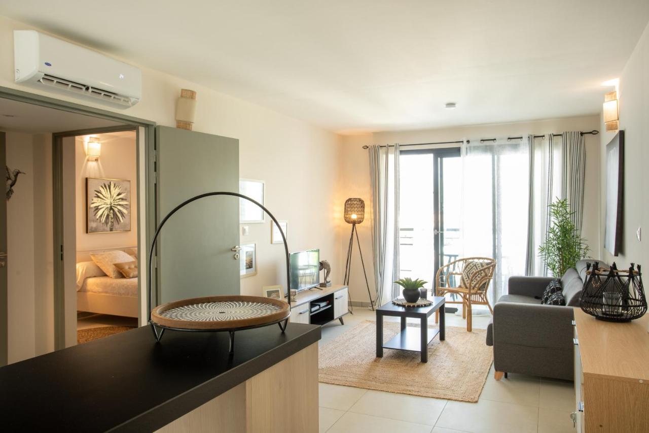 M Safirina Apartment Saint-Paul Luaran gambar